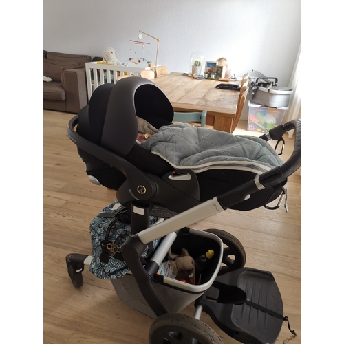 Een verstelbare autostoel ipv een reiswieg? | baby-uitzet - 24Baby.nl Forum