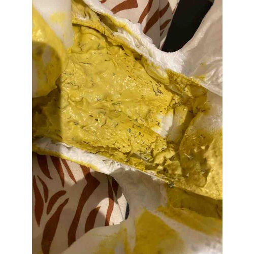 Wie herkent deze ontlasting bij baby?